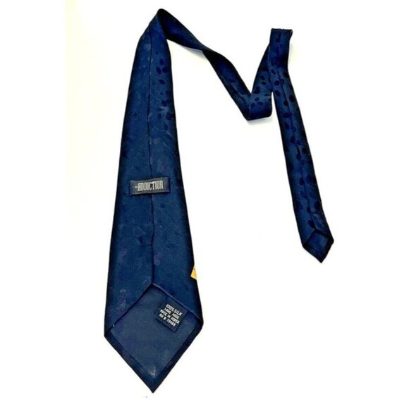 100% Silk Made in Korea Addiction Christmas Gifts Cartoon Mice Festive Neck Tie - Picture 4 of 5